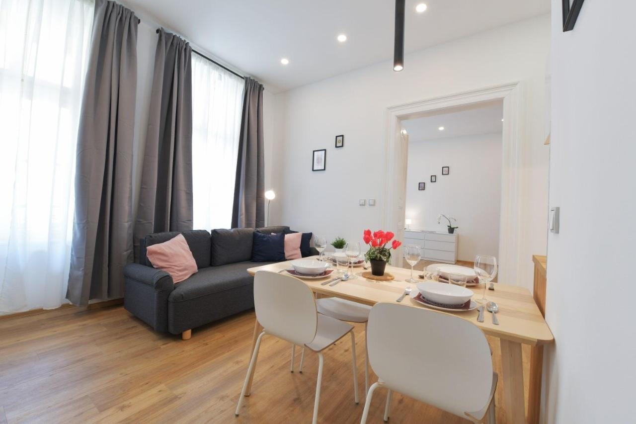 Duplex Apartment Praga Exterior foto