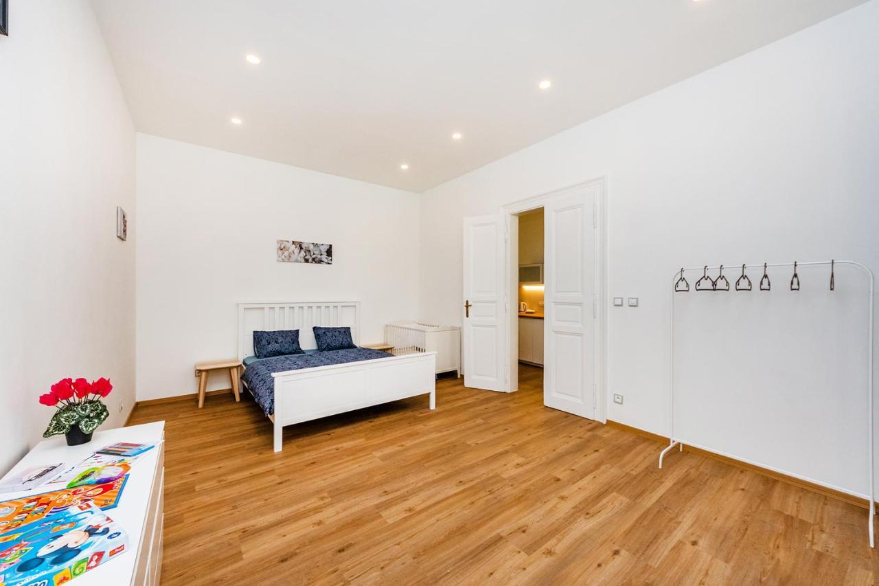 Duplex Apartment Praga Exterior foto